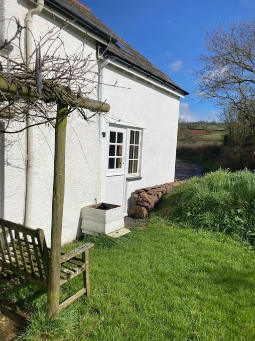 Rural Devon Retreat In Stunning Exe Valley. Ексетър Екстериор снимка